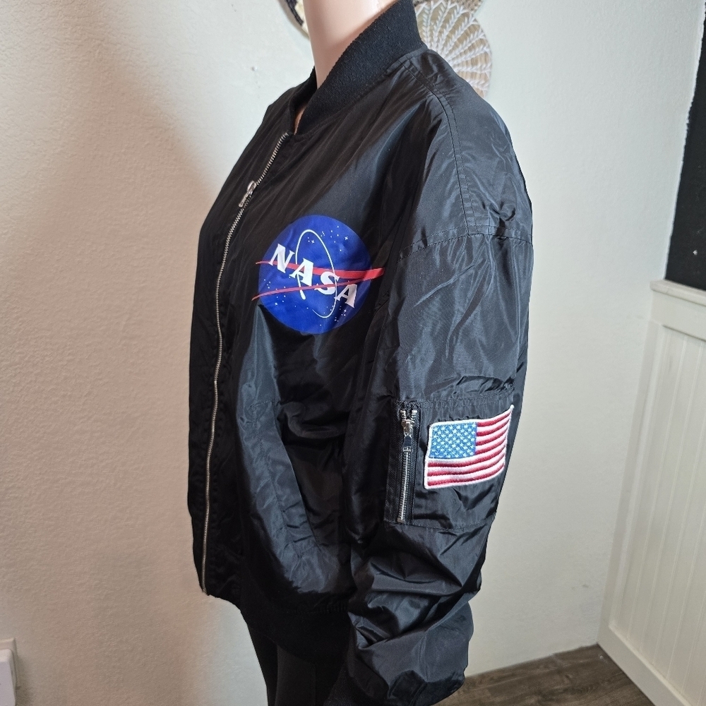 NASA Bomber Jacket With Patches Chemistry Brand Black With Orange Lining Sz Larg - Picture 4 of 16